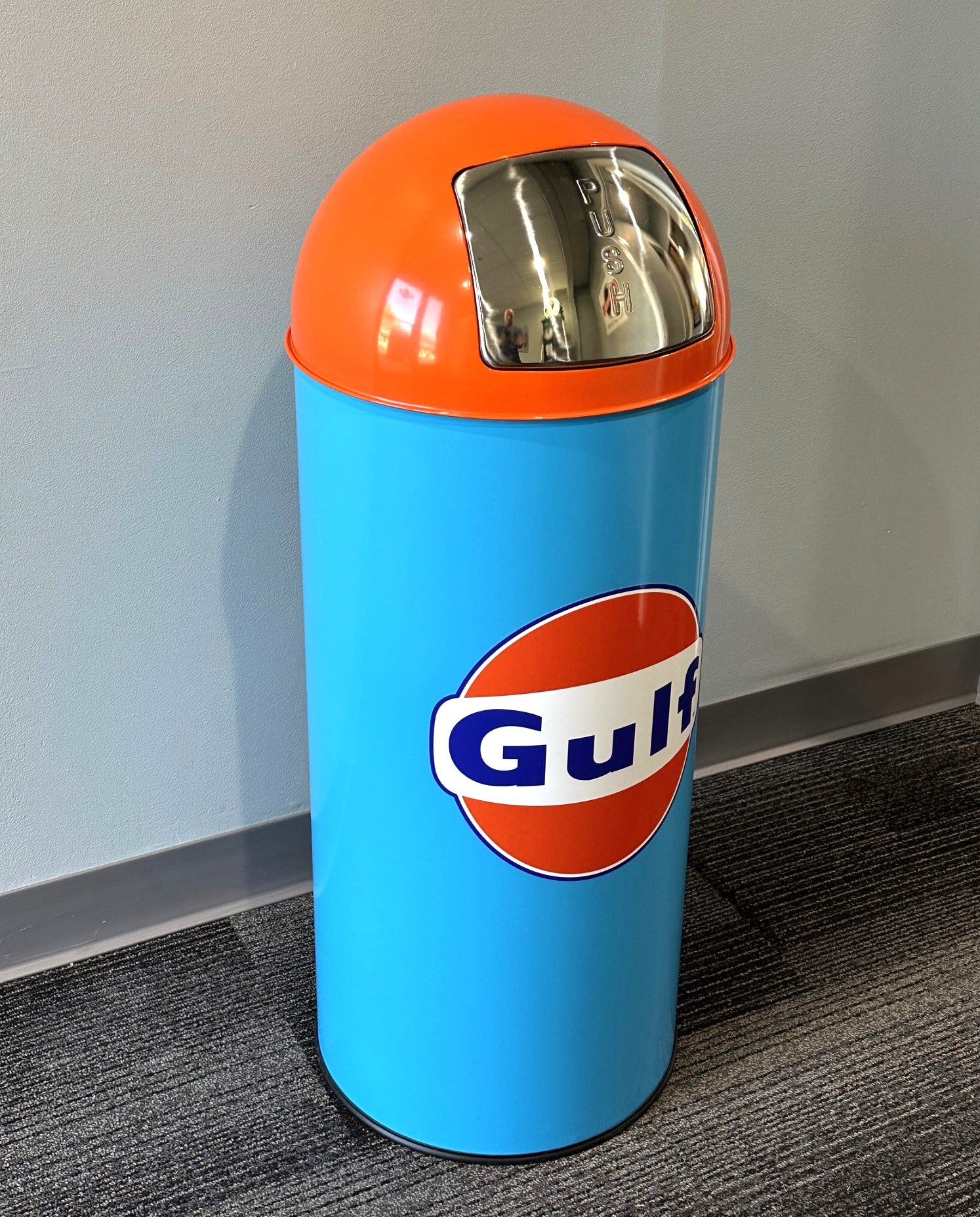 GULF Retro Metal Trash Can in Heritage Color Scheme
