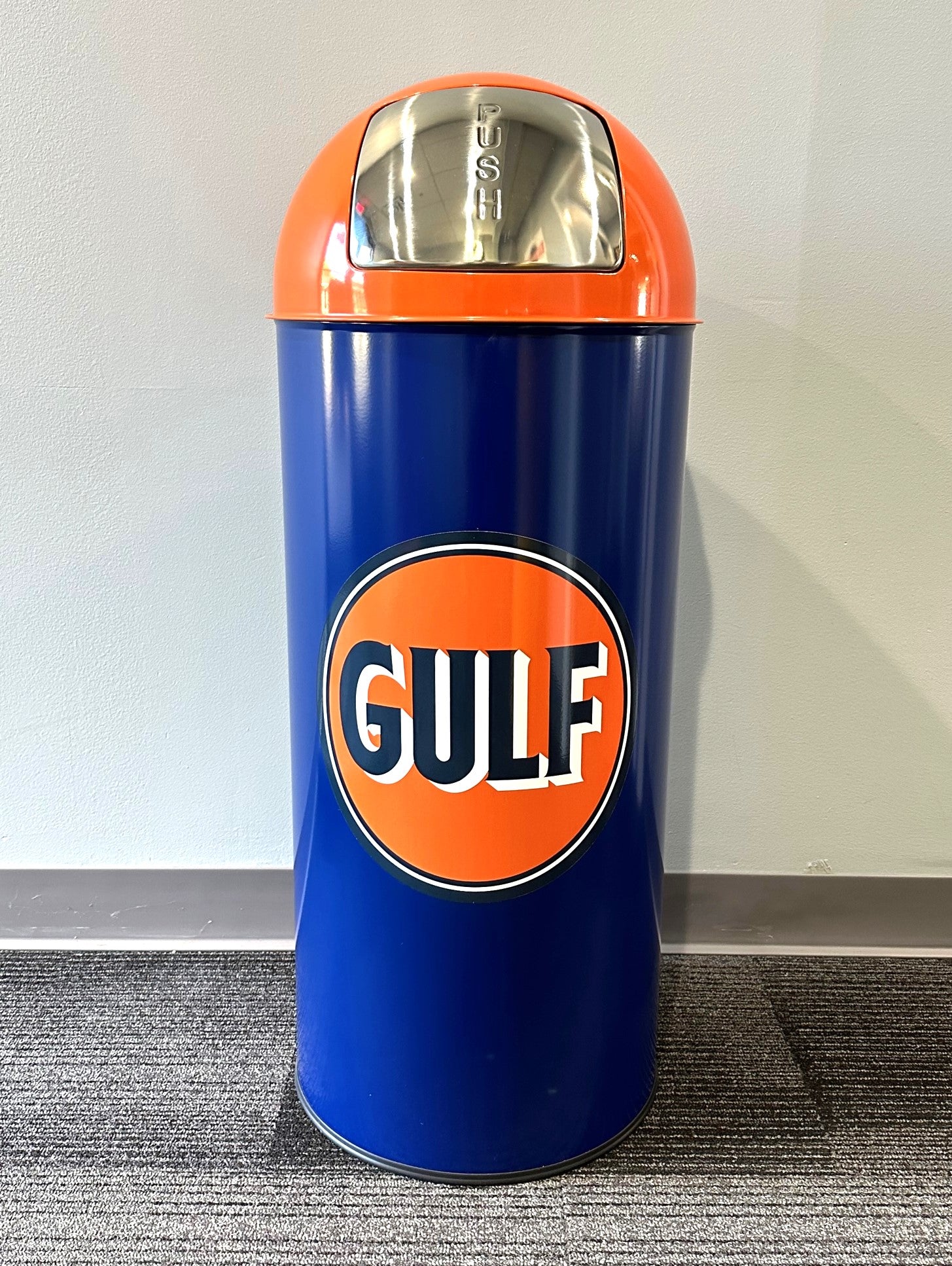 GULF Retro Metal Trash Can