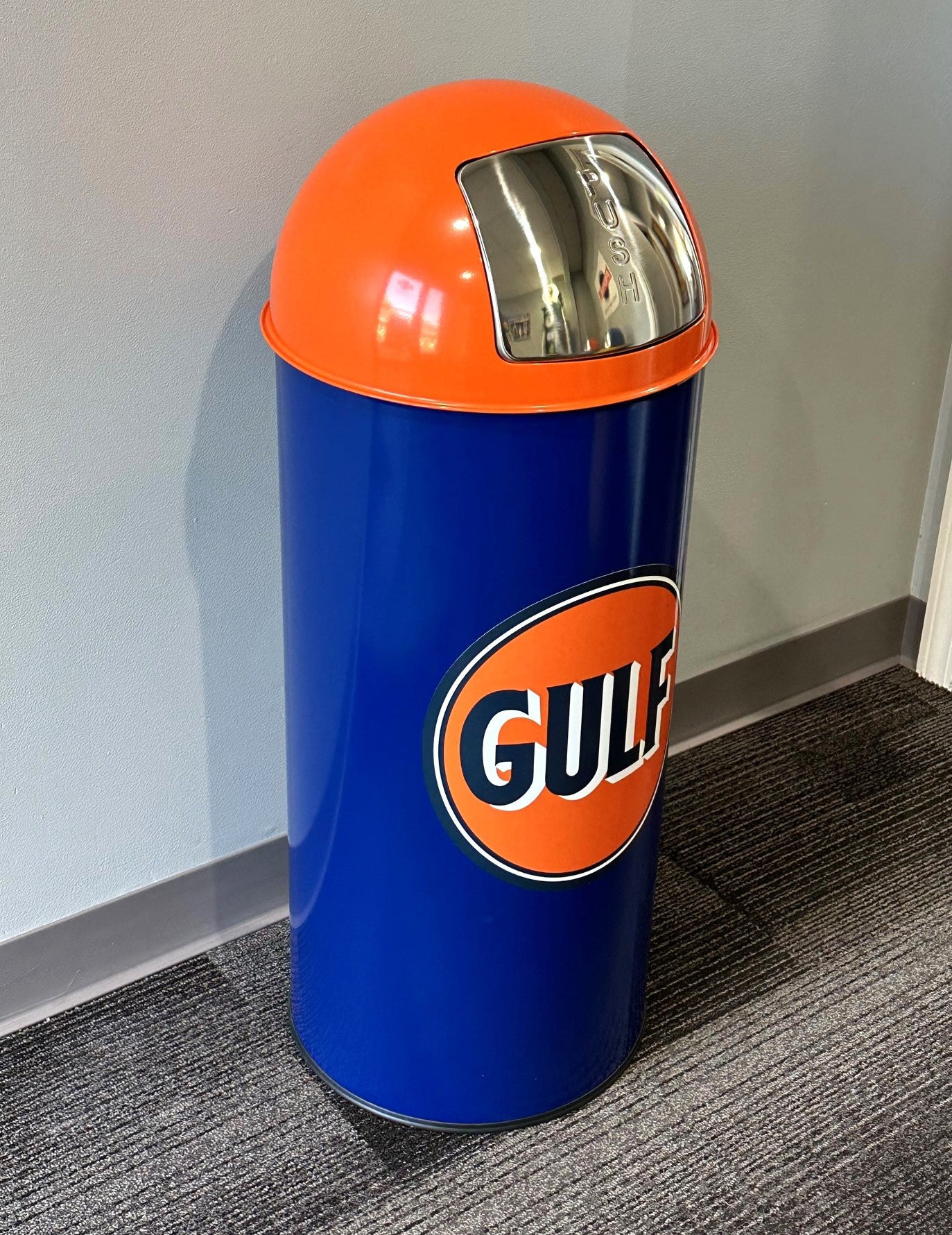 GULF Retro Metal Trash Can