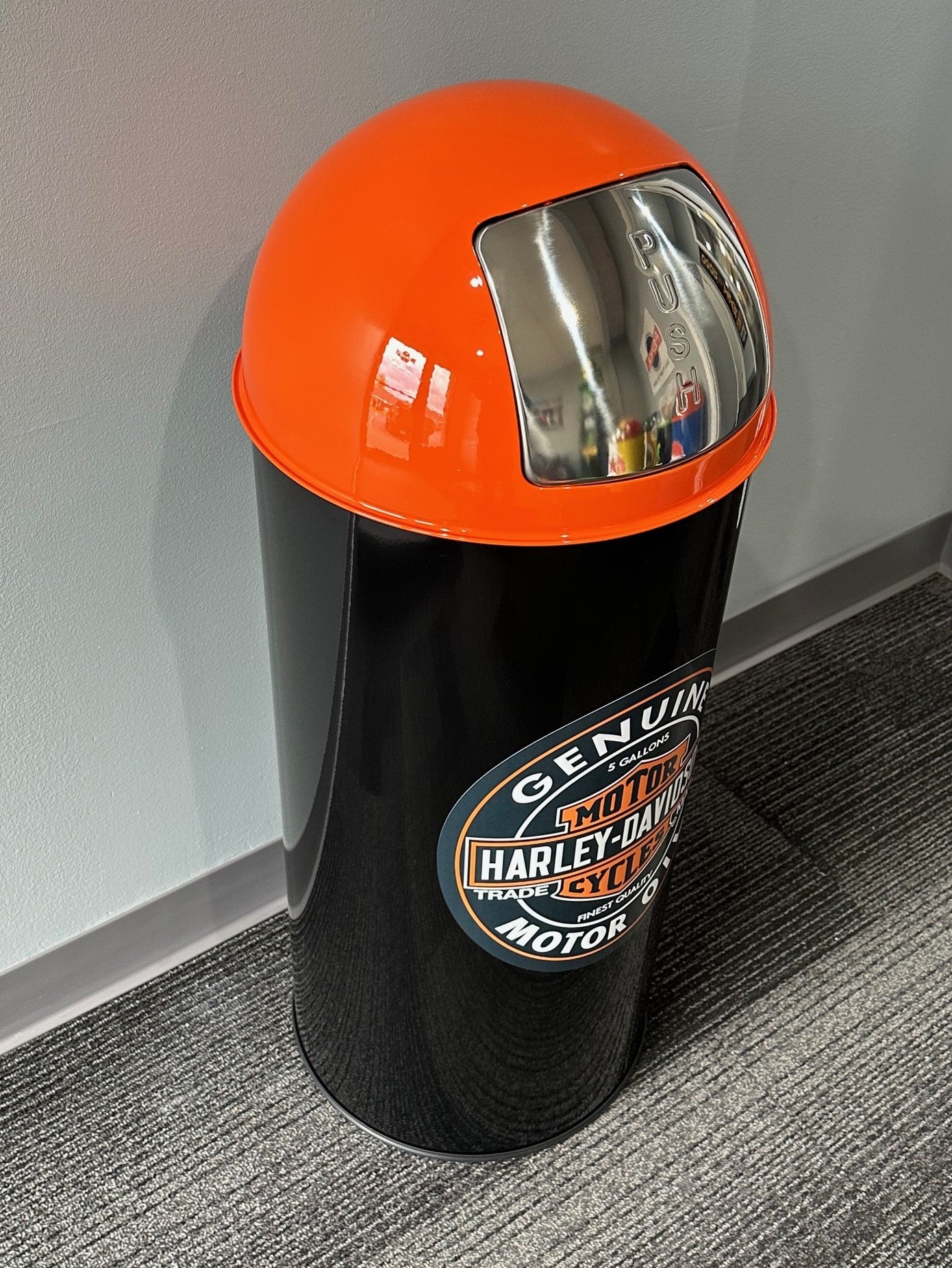 HD MOTOR OIL Retro Metal Trash Can